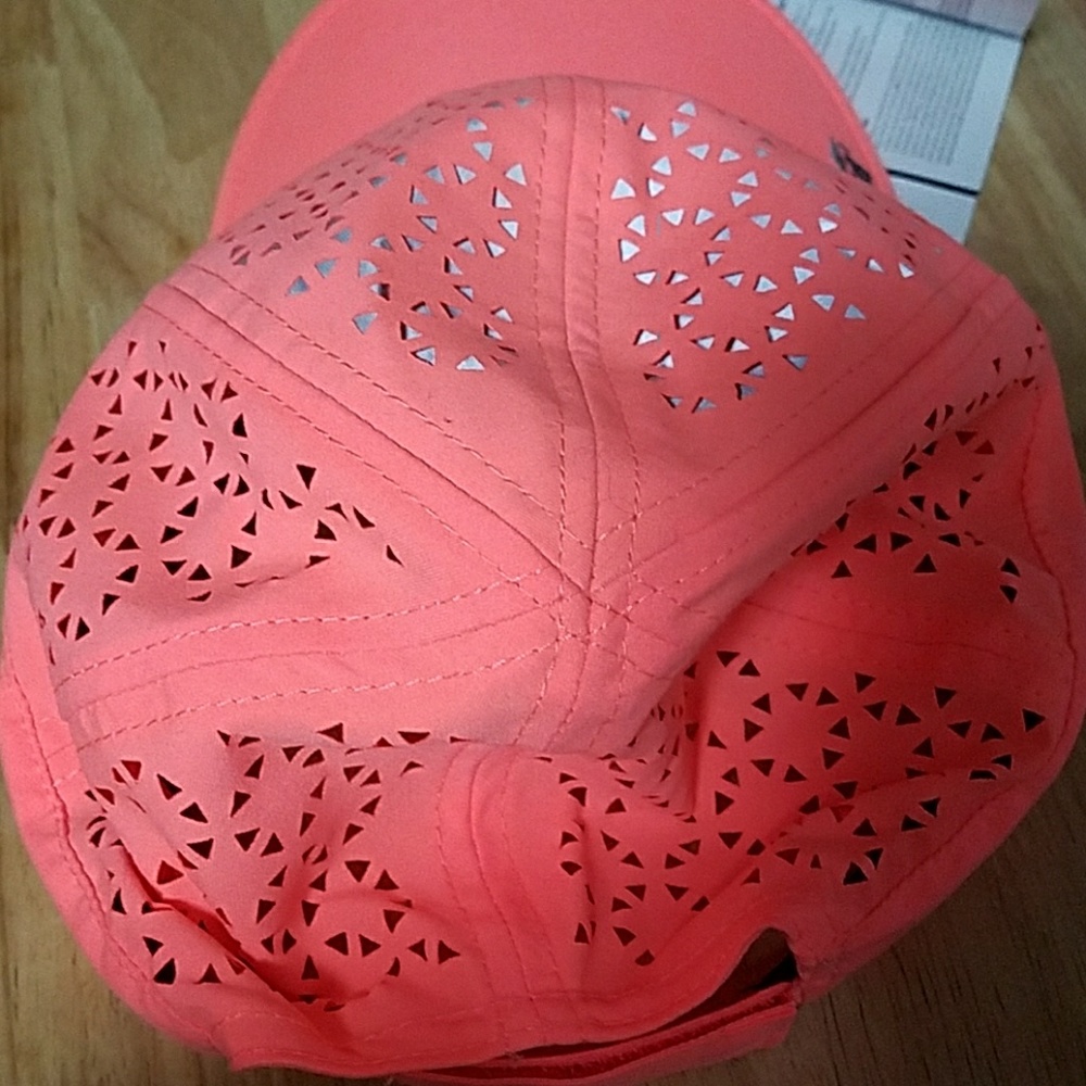 Hat - Picture 3 of 3